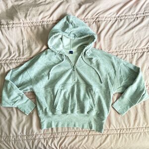 Old Navy Heather Gray Cropped Hoodie With Pocket Quarter Zip Size Small